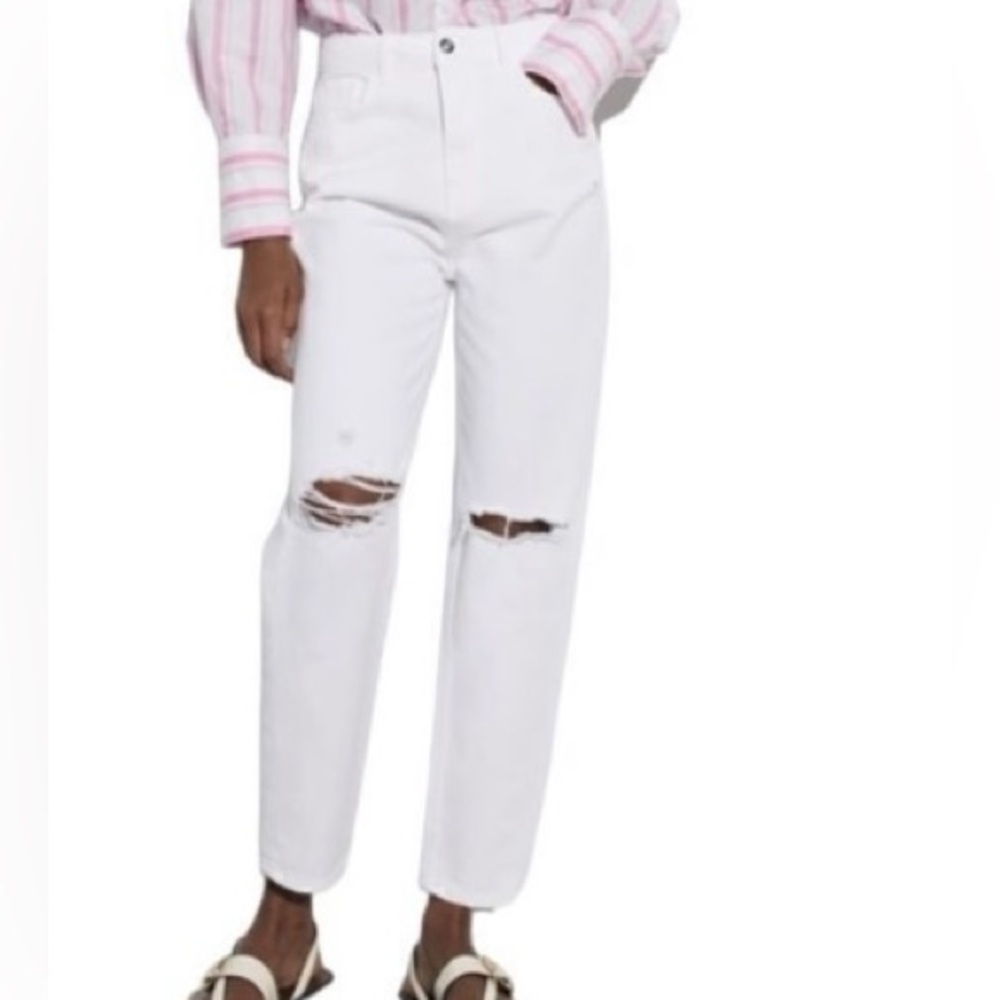 Zara High Rise White Distressed Denim Jeans Size 2